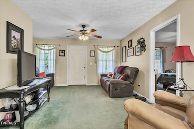 04-488 Austin Cir-4