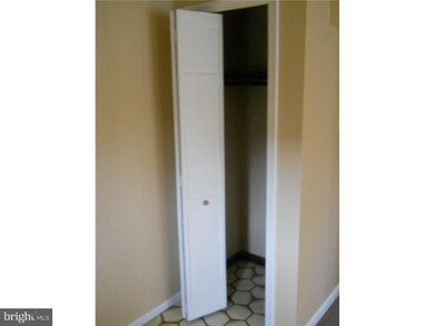 401 Cedar Ave, Lindenwold, NJ 08021 - photo 6