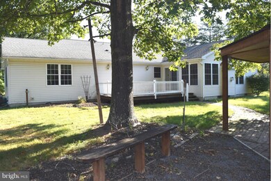 38 Cherokee Trail, Berkeley Springs, WV 25411 - photo 4