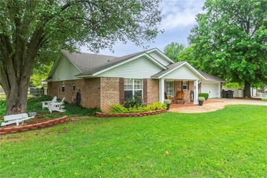 876 Squirrel Ct, Tuttle, OK 73089 - photo 6