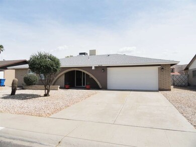GREAT CURB APPEAL