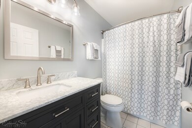 1101 Canterbury Ct unit D, Elgin, IL 60120 - photo 3