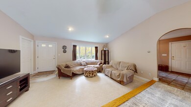 17-Orchard-Lane-Minot-Maine-04258-101120