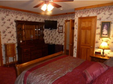 819 Cross Country Rd, Pembroke, NH 03275 - photo 7