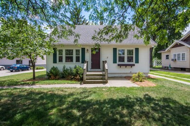 1610 Leonard St NE, Grand Rapids, MI 49505 - photo 2