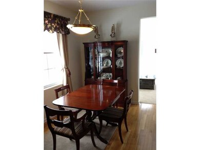 36 Summerfield Dr unit 19, Uxbridge, MA 01569 - photo 4