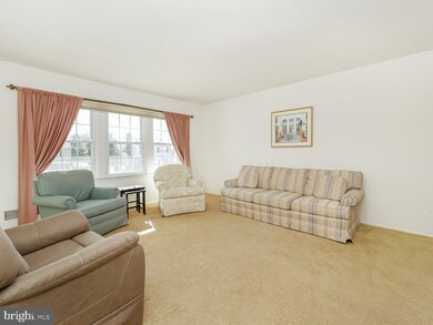 32 Winding Way W, Morrisville, PA 19067 - photo 5