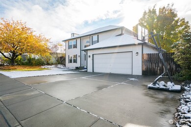 145 Manhattan Square, East Wenatchee, WA 98802 - photo 2