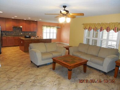  Corian Counter Tops Ceramic Tile Floors Eat In Kitchen Area