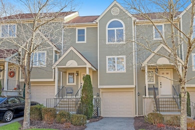 3803 Victoria Dr, Mount Kisco, NY 10549 - photo 2