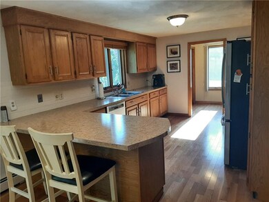 135 Pinewood Dr, West Warwick, RI 02893 - photo 6