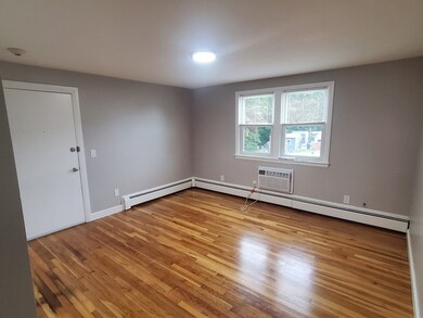 433 B Sea St unit 5, Quincy, MA 02169 - photo 4