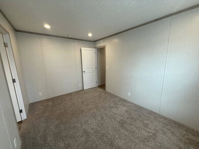 1061 Revere Ln unit 975, Kalamazoo, MI 49009 - photo 5