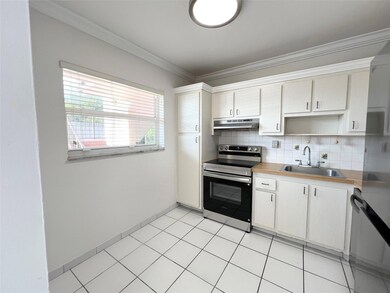 6005 Del Lago Cir unit 102, Sunrise, FL 33313 - photo 3