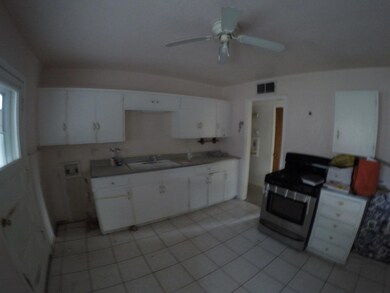 3405 Fillmore Ave, El Paso, TX 79930 - photo 6