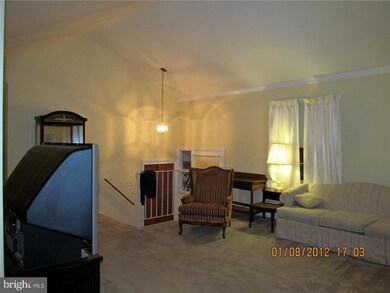 719 Swade Rd, Glenside, PA 19038 - photo 5