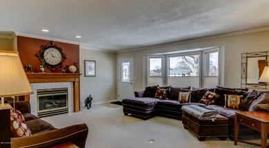 7380 Harmon Ln, Jenison Blended-2