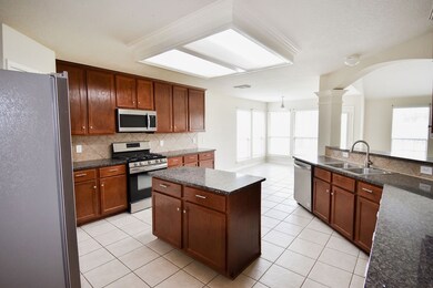 503 Pinewood Ridge Dr, Spring, TX 77386 - photo 5