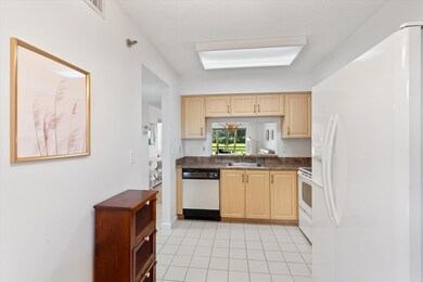 7290 Kinghurst 108 Dr unit 108, Delray Beach, FL 33446 - photo 6