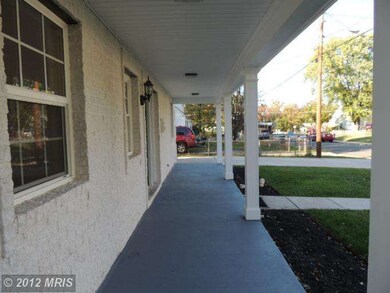 119 Courtney Dr, Manassas Park, VA 20111 - photo 3