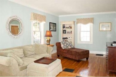 10 Mitchell St, Medfield, MA 02052 - photo 4