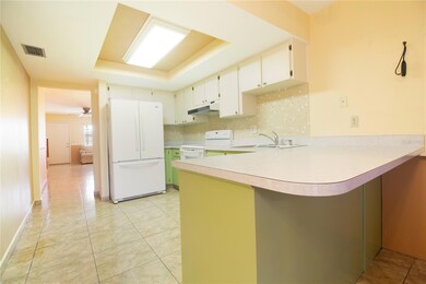 4742 Azalea Dr unit 203, New Port Richey, FL 34652 - photo 7