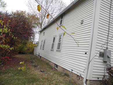 29 Union St, Moosup, CT 06354 - photo 4