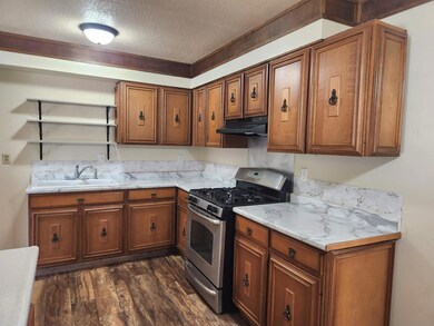 1248 Edgewood Dr, Waterloo, IA 50701 - photo 5