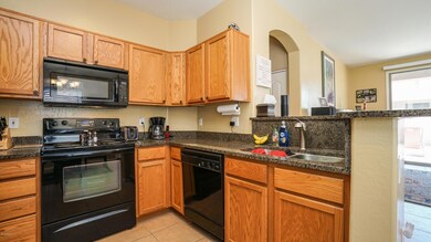 Kitchen (1)