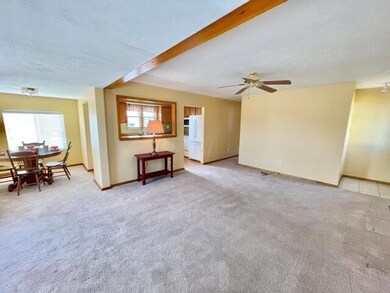 385 N Maple St, Lancaster, OH 43130 - photo 3