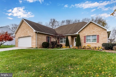 6226 Charing Cross, Mechanicsburg, PA 17050 - photo 2