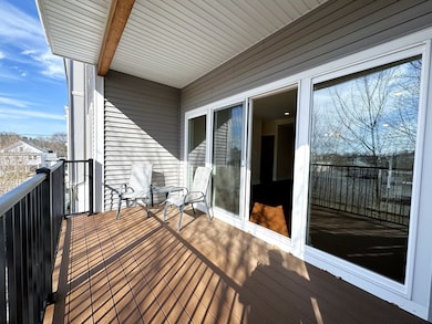 72 E Central St unit 202, Franklin, MA 02038 - photo 2