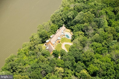 681 Carlyle Rd, Martinsburg, WV 25404 - photo 2