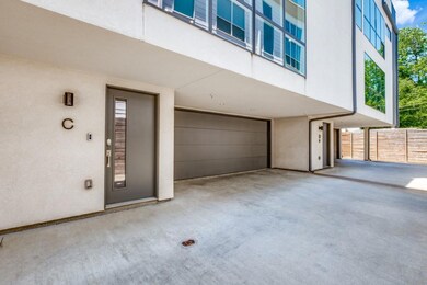 5907 Lindell Ave unit C, Dallas, TX 75206 - photo 2