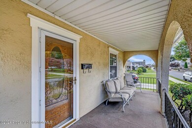 942 Lincoln St unit 2nd Floor, Scranton, PA 18519 - photo 2