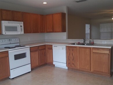 Large eat-in Kitchen With all Appliances Included