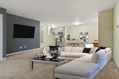 Living room and dining room ccc(1)