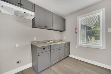 3307 Broadway St unit 6, Houston, TX 77017 - photo 7