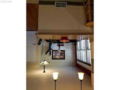 Kitchen Dining. breakfast bar with pendant lights 