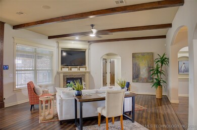 The living area has brand new bamboo flooring.