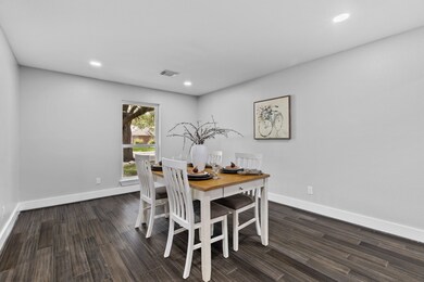 10014 Wickersham Ln, Houston, TX 77042 - photo 3