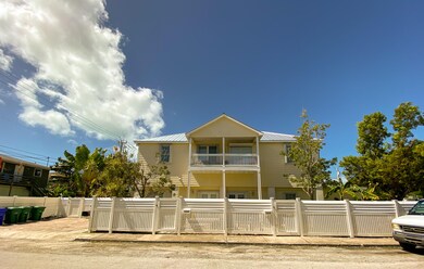 1216-1218-1220 2nd Ave  - 40