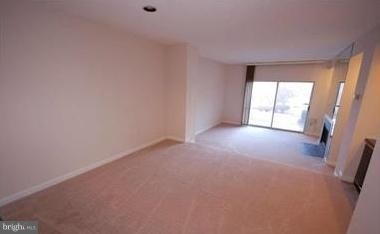 18146 Windsor Hill Dr, Olney, MD 20832 - photo 4