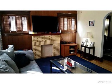 Living Room 1st floor LR