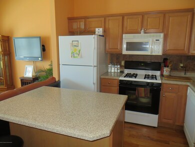 445 N Main St, Taylor, PA 18517 - photo 7