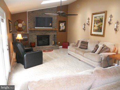 322 Wellham Ave, Glen Burnie, MD 21061 - photo 6