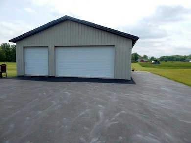 detached garage