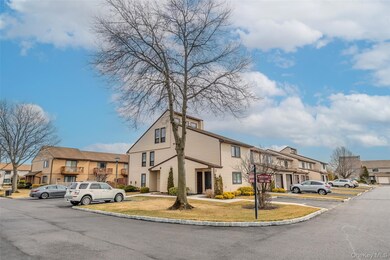 100 Daly Blvd unit 2410, Oceanside, NY 11572 - photo 2