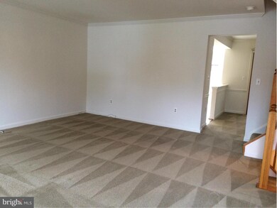 11434 Beehive Ct, Germantown, MD 20876 - photo 3