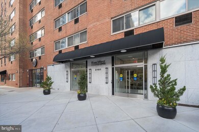 2101-17 Chestnut St unit 1815, Philadelphia, PA 19103 - photo 3